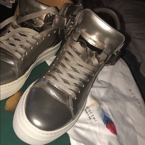 Meet your Posher, Kierra